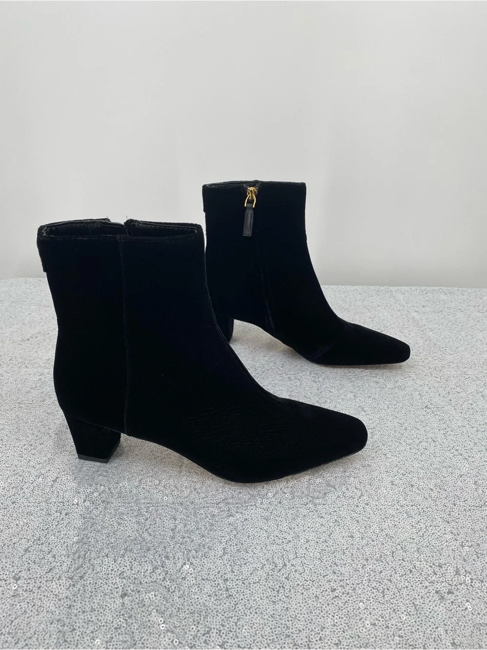 Lauren Ralph Lauren Willa Leather Ankle Boots Black Velvet Size 6.5B